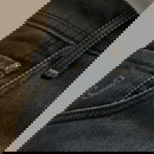 wert jeans price