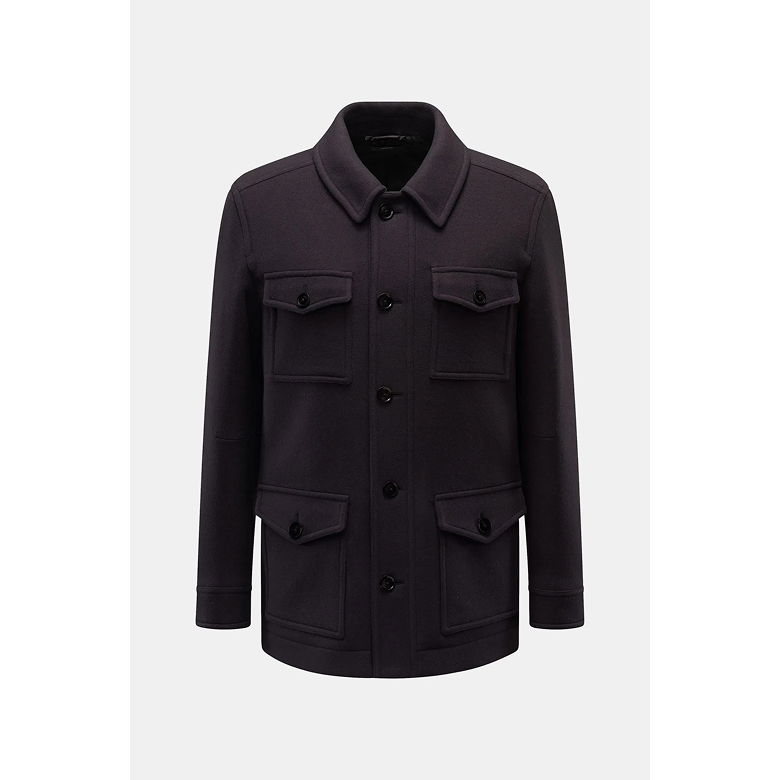 Dunkelblaue Herrenjacke im Field-Jacket-Stil aus Wolle mit Kragen, Knopfleiste und vier aufgesetzten Taschen.