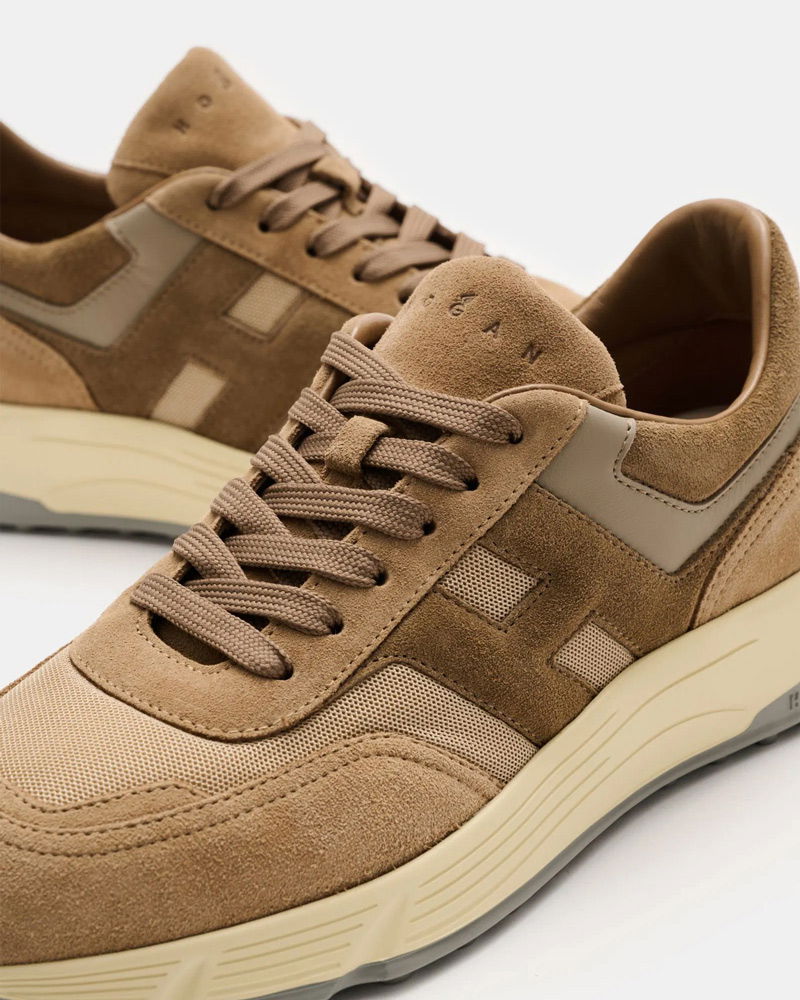 Beige-braune GANT Sneaker aus Wildleder und Mesh mit Schnürsenkeln und hellbeiger Sohle, Nahaufnahme.