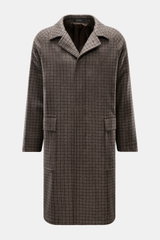 Tagliatore Mantel 'Lloyd' graubraun/navy/grau kariert, frontale Ansicht, Regular Fit, Schurwoll-Mix, verdeckte Knopfleiste, Hahnentritt-Muster, Umlegekragen mit Pin, aufgesetzte Taschen.