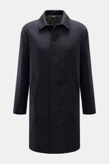 Front view of Circolo 1901 Wollmantel graublau, a slim fit grey-blue wool coat with concealed button placket, collar, and piped front pockets. Stylish transitional coat made of pure virgin wool with soft touch, back vent, smooth lining, and inner pocket. 