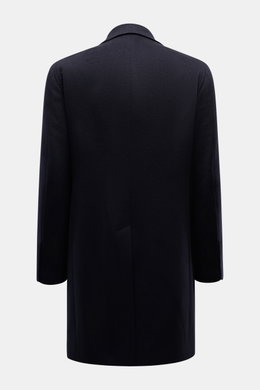 Rear view of Tagliatore Cashmere Coat navy in slim fit, showcasing pure cashmere fabric, center back vent, and tailored design.

Description: Winter elegance with Italian sophistication: The wool coat by TAGLIATORE is a stylish companion for sophisticated