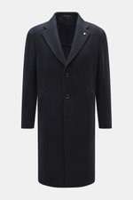 Front view of Luigi Bianchi Wollmantel dunkelgrau meliert, a dark grey melange wool coat with smooth lining and two inner pockets. Italienische Handwerkskunst vereint in exklusiver Herrenmode – das kann LUIGI BIANCHI besonders gut und bringt mit diesem Sa