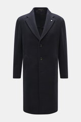Front view of Luigi Bianchi Wollmantel dunkelgrau meliert, a dark grey melange wool coat with smooth lining and two inner pockets. Italienische Handwerkskunst vereint in exklusiver Herrenmode – das kann LUIGI BIANCHI besonders gut und bringt mit diesem Sa