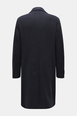Rear view of Luigi Bianchi Wollmantel dunkelgrau meliert, showcasing Italian craftsmanship in exclusive men's fashion with pure wool, soft feel, slim fit, and back vent.

Description: <p>Italienische Handwerkskunst vereint in exklusiver Herrenmode – das