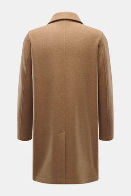 Rear view of the Lunaria Cashmere Cashmere short coat light brown, showcasing its unlined, regular fit with center back vent. Timeless elegance, masterfully staged: The exclusive short coat from LUNARIA CASHMERE combines a clear, noble design with the inc
