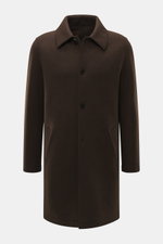 Front view of the Lunaria Cashmere Cashmere short coat dark brown, featuring a four-button style, turn-down collar, front flap pockets, and regular fit.

Description: <p>Timeless elegance, masterfully staged: The exclusive short coat by LUNARIA CASHMERE c