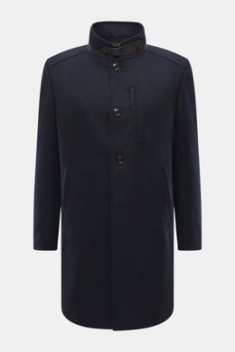 Front view of Windsor Short coat 'Rivano' navy, a slim fit coat with a four-button placket, stand-up collar with button tab, zipper chest pocket, side pockets, sleeve cuffs with kissing buttons, center back vent, smooth lining fabric, one inner pocket, re