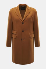 Vorderansicht des Windsor Mantel 'Cesarino' hellbraun aus reiner Wolle, Slim Fit, weicher Griff, Drei-Knopf-Leiste, Reverskragen, klassische Brusttasche, drei Fronttaschen mit Patte, Kissing Buttons, Rückenmittelschlitz, ungefüttert, eine Innentasche.