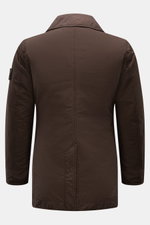 Stone Island Jacke 'David-TC Ghost Piece' dunkelbraun, Rückansicht, Slim Fit, robuste Baumwolle, Anti-Drop-Finish, wattiert, tonales Badge am Ärmel.