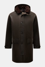 Barbour Wachsparka 'Beaudale' khaki, frontal aus gewachster Baumwolle, wasserabweisend, mit abnehmbarer Kapuze, Stehkragen, Knopfleiste, aufgesetzten Taschen, Regular Fit.