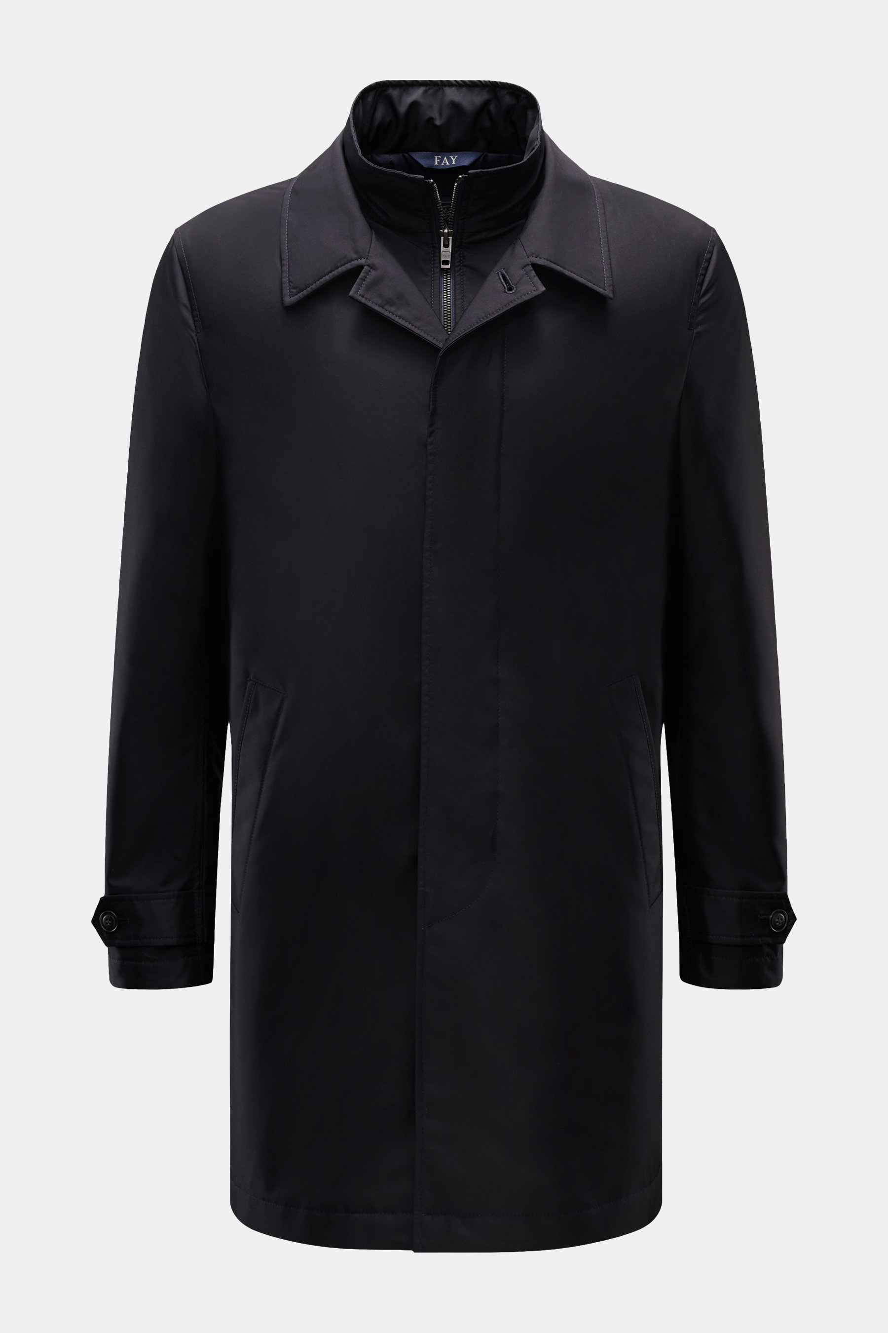 Fay Mantel 'Morning Coat' navy, frontale Ansicht, wattierter, wasserabweisender Popeline mit Double-Front, Stehkragen und Knopfriegel-Ärmeln.