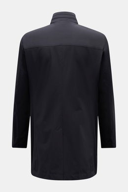 Moorer Kurzmantel 'Hektor' navy shown from the back, featuring smooth, water-repellent microfiber, stand-up collar with hidden hood, slim fit, back center vent, and long sleeves. <article class="text-token-text-primary w-full focus:outline-none [--shadow-