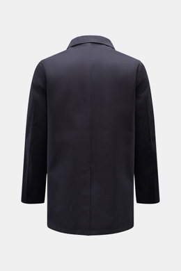 Percival Kurzmantel 'Sherlock' dark navy in Rückansicht, Regular Fit, wasserdicht, Five-Knopf-Leiste, Umlegekragen, paspelierte Taschen.