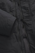 Stone Island Daunen-Kurzmantel 'Micro Reps' schwarz, Detailansicht von innen mit hochwertiger Microfaser, glattem Griff, Slim Fit, wasserabweisend, Daunenfüllung, Zwei-Wege-Reißverschluss, Windblende, Knöpfen, wattierter Kapuze, paspelierten Taschen, Ärme