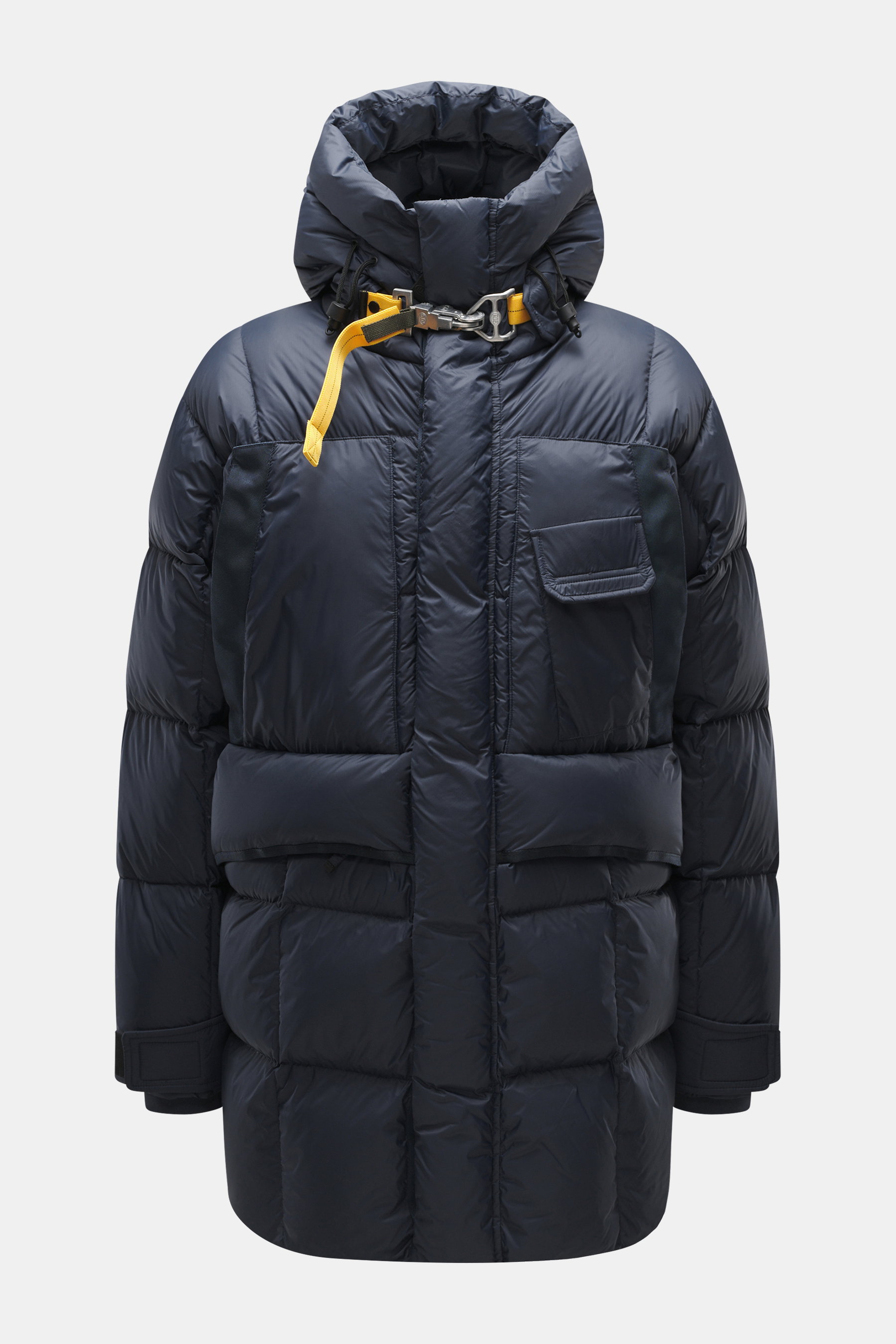 Front view of Parajumpers Daunenparka 'Bold Parka' dark navy, a wind- and water-repellent down parka with a high collar, lambswool details, multiple pockets, and a yellow strap closure. <p>Auch bei Schneeverwehungen und Regen bringt Sie der Daunenparka 'B