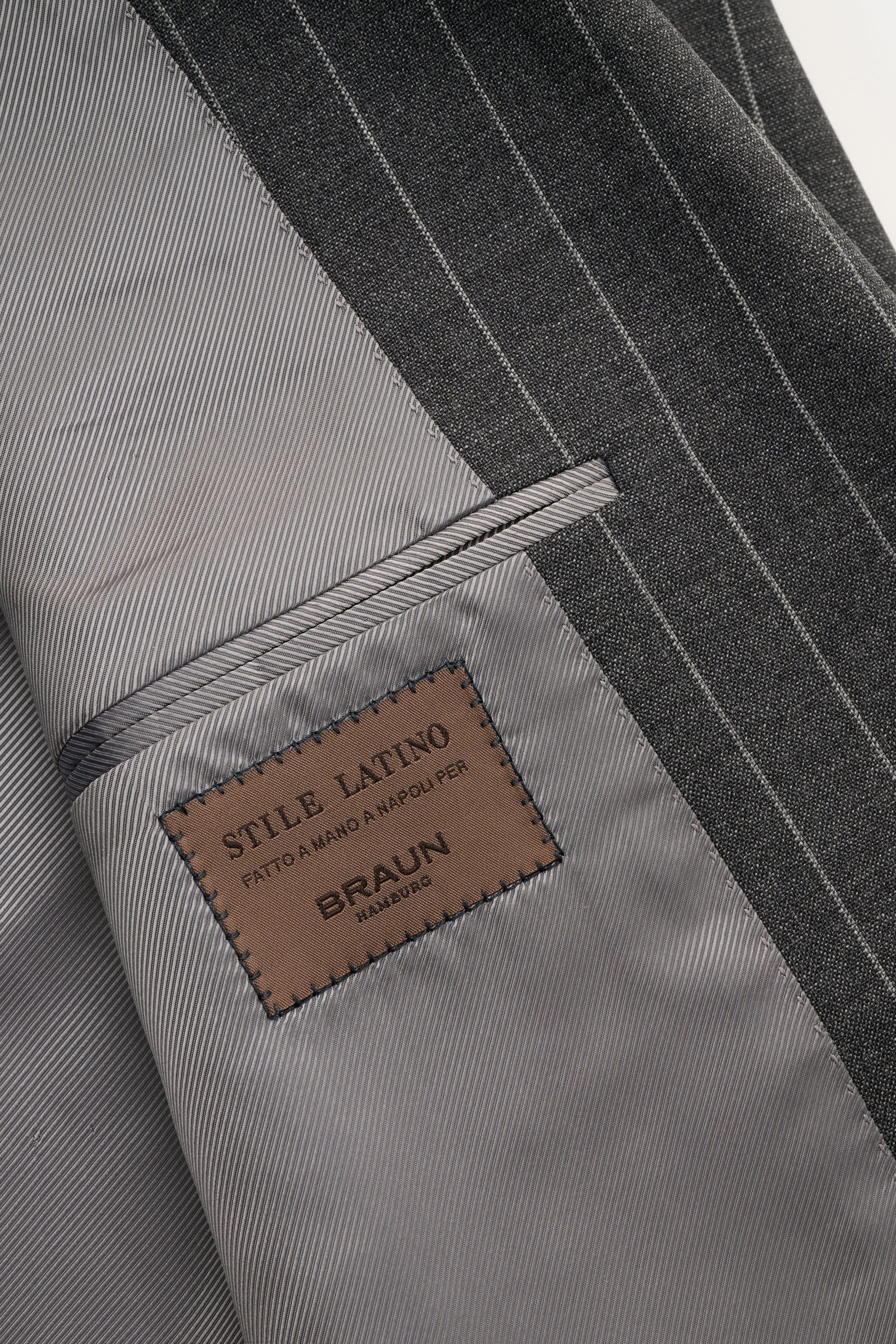STILE LATINO suit 'Vincenzo' dark grey/light grey striped