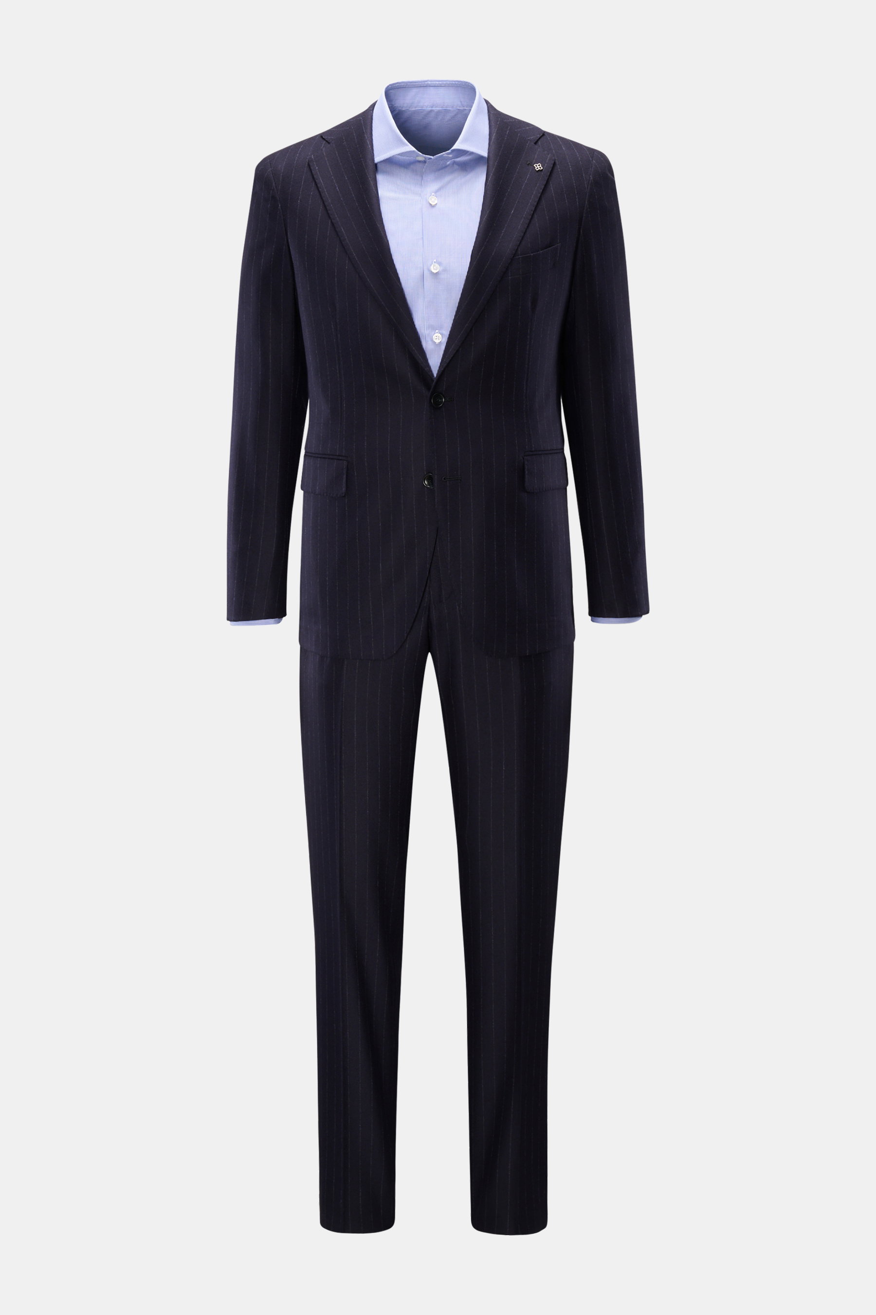 Tagliatore Anzug 'Vesuvio' navy gestreift, Slim Fit Zweiteiler aus reiner, leicht elastischer Schurwolle, frontale Ansicht mit tailliertem Sakko und regulär schmal zulaufender Hose.