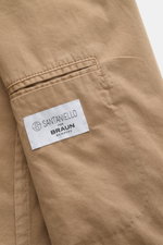 Alt tag (125 characters max): Close-up of Santaniello Suit taupe's jetted back pocket and label, showcasing fine cotton twill fabric and stitching details.

Additional description:  
Casual elegance with style: This suit by SANTANIELLO is made of the fine