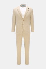 Front view of the Santaniello Anzug sand, a slim fit suit in soft pure cotton twill with a two-button jacket and tapered trousers.