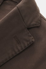 Close-up front-side view of the twill stretch cotton Boglioli Blazer 'K. Jacket' grey brown showing the notched lapel and buttonhole details.