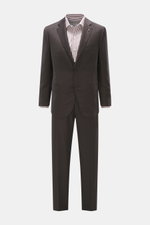 Front view of Belvest Suit grey brown melange made from pure super 150'S wool with soft feel and slim fit, tailored two-button jacket with notched lapel pin, classic breast pocket, flap hip pockets, unfinished sleeve cuffs, rear side vents, smooth lining,