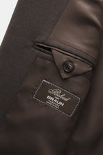 Close-up inside view of the Belvest Suit grey brown melange, showcasing pure super 150'S wool, soft feel, slim fit jacket with tailored two-button style, notched lapel with pin, classic breast pocket, hip pockets with flap, sleeve cuffs unfinished, rear s