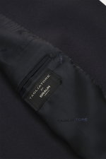 Close-up view of the dark navy interior lining and fabric texture of the Tagliatore Suit 'Vesuvio' made from a virgin wool and cashmere blend.