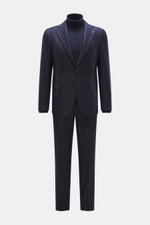 Frontalaufnahme des Tagliatore Anzugs 'Vesuvio' navy gestreift mit tailliertem Slim-Fit-Sakko aus Super 110's Schurwolle, Chalk-Stripes, zwei Knöpfen und passenden Hosen.