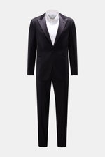 Tagliatore Tuxedo 'Napoli' dark navy shown from the front on a white background, featuring a slim fit one-button jacket in pure Super 110'S virgin wool with satin lapels and matching tapered trousers. Italian eveningwear to meet the dress code: Draw atten