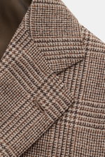 Cesare Attolini Cashmere Sakko braun/beige kariert, Detailansicht Revers, Brusttasche, Glencheck-Muster, reiner Cashmere, Slim Fit, italienische Luxusqualität.