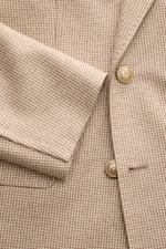Brunello Cucinelli Sakko beige/hellbraun/taupe kariert, Slim Fit, feines Hahnentritt-Muster, zweireihig, spitzes Revers, goldene Knöpfe, Unconstructed Design.