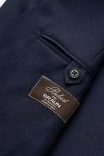 Close-up of the Belvest Smart-casual jacket navy sleeve from a side angle showing a buttoned cuff and a Braun label, highlighting fine twill fabric.

Description: <p>BELVEST combines super soft fabric in a fine cashmere-silk blend in this smart-casual jac