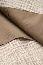 Close-up angled view of the Stile Latino Smart-casual jacket 'Vincenzo' brown/cream checked showing fabric texture and lining detail.

<p>STILE LATINO presents luxury you can feel with its lightweight smart-casual jacket 'Vincenzo' in cotton, wool and lin