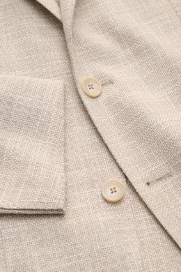 Tagliatore Sakko 'Monte Carlo' beige meliert in Unconstructed-Verarbeitung, Slim Fit, aus Woll-, Baumwoll- und Seidenmix, mit fallendem Revers, Zwei-Knopf-Stil, Brust- und Hüfttaschen, unfertigen Ärmelabschlüssen, aufgenommen in Nahaufnahme frontal.