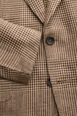 Close-up front view of Zegna Sakko dunkelbraun/beige kariert with Glencheck pattern, soft silk, linen, wool blend, slim fit, two-button style, notch lapel, classic chest pocket, flap hip pockets, unfinished sleeve ends, back side vents, half-lined, and th