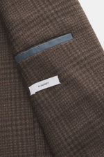 Close-up front pocket view of Boglioli Blazer 'K. Jacket' brown/dark brown checkered made of pure wool with Glen check pattern, slim fit. 

Description: <p>Ideal for your next business trip: The soft unconstructed blazer 'K. Jacket' by BOGLIOLI made of pu