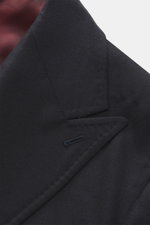Close-up front-right angled view of Stile Latino Cashmere Blazer 'Leo' navy showing peak lapel, buttonhole, and red striped inner lining, crafted from pure cashmere with a smooth feel, slim fit, double-breasted three-button style, classic breast pocket, p