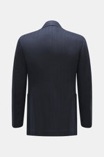 Back view of Stile Latino Sakko 'Vincenzo' navy/schwarz gemustert, showcasing its classic herringbone pattern in a wool-cashmere blend.

Description: <p>Spürbaren Luxus präsentiert STILE LATINO mit seinem edlen Sakko 'Vincenzo' in einer Materialkompositio