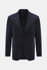 Lardini Jersey-Sakko navy, frontale Nahaufnahme, taillierter Slim Fit, Jersey aus reiner Schurwolle, softer Griff, Unconstructed Design, zwei Knöpfe, fallendes Revers mit Blüten-Anstecker, Brusttasche, Hüfttaschen mit Patte, Ärmelabschlüsse unfertig, rück