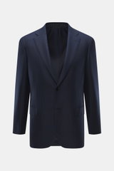 Front view of Brioni Blazer 'Ravello' navy, a slim fit tailored two-button blazer with notch lapel, classic breast pocket, flap hip pockets. Italian craftsmanship in its finest form: The 'Ravello' model by BRIONI impresses with an exquisite mix of wool, c