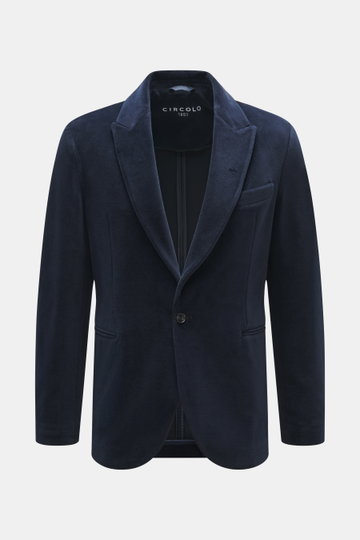 Front view of Circolo 1901 Velvet Blazer navy in slim fit, made of soft cotton and microfiber velvet with notched lapel, one-button closure, breast pocket, welted hip pockets, buttoned sleeve cuffs, rear vents, half lined, and one inside pocket. This slim