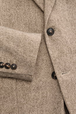 Circolo 1901 Jersey-Sakko beige gemustert, Detailaufnahme von vorne oben, Baumwolljersey mit Print in Weboptik, tailliert, Knöpfe, weicher Griff, Stretch.
