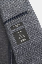 Circolo 1901 Jersey-Sakko grau kariert, Detailaufnahme von Ärmelsaum und Innenfutter, Jersey-Baumwolle mit Print in Weboptik, hoher Stretch.