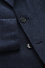 Harris Wharf London Cashmere Sakko navy Nahaufnahme von Knöpfen, Brust- und Hüfttaschen in Slim Fit aus weichem Loro Piana-Cashmere