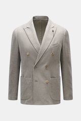 Santaniello Blazer grey/offwhite striped shown from the front, double-breasted slim fit with peak lapel, breast and patch hip pockets, and unconstructed design. Classically elegant into the new season: This double-breasted blazer by SANTANIELLO made of fi