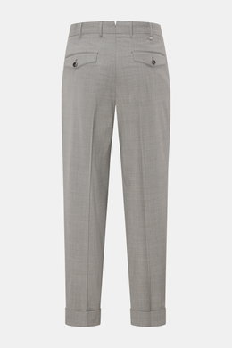 Rückansicht der PT Torino Wollhose 'Carrot Fit' grau meliert aus elastischer Schurwolle mit Bundfalten, Knopfriegel, Uhrentasche, französischen Taschen, Patten und Saumaufschlag.