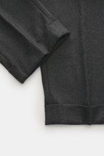 Marco Pescarolo Cashmere-Jogpants 'Manu' dunkelgrau meliert, Detailaufnahme von Saum und Bein, softer Cashmere, elastische Qualität, weicher Griff, Regular Fit, Reißverschluss und Bundknopf, elastischer Bund mit innenliegendem Tunnelzug, französische Tasc