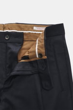 Close-up front view of Berwich Wool Trousers 'Retrolong' navy showing zipper, waistband buttons, and inner lining with brown and cream details. The wool trousers 'Retrolong' by BERWICH impress with a casual regular fit, made from wool and cashmere in a st