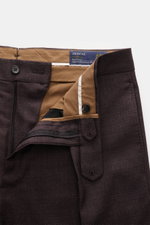 Berwich Hose 'Chiaia' dunkelviolett meliert, Nahaufnahme von Bund innen mit Reißverschluss, Bundknöpfen, Schurwoll-Mix, Tapered Fit.